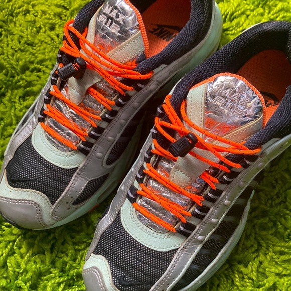 Nike Air Max Tail Wind - Picture 2 of 6